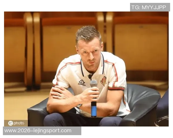 罗马客场挑战克雷莫内塞首发阵容揭晓苏莱巴尔丹奇科内领衔出战 罗马客场挑战克雷莫内塞首发阵容揭晓苏莱巴尔丹奇科内领衔出战