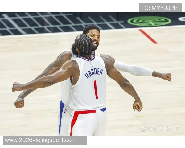 科塔表现出色9投7中轻松拿下15分8篮板2助攻2抢断1盖帽助力球队胜利